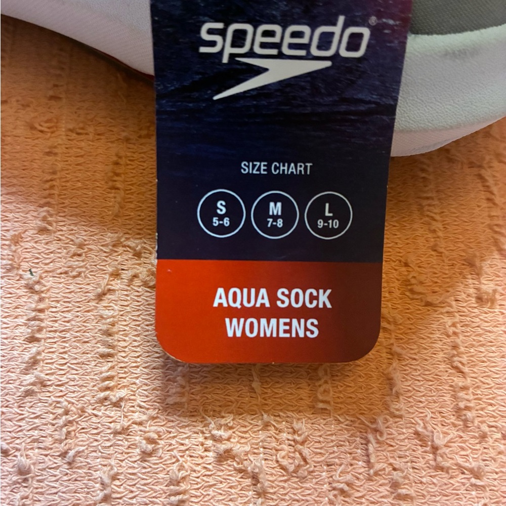 Speedo Women's Pull on
Water Shoes Hawaiian Sky 
Size Small-Non-Slip 
Footwear - Picture 7 of 7